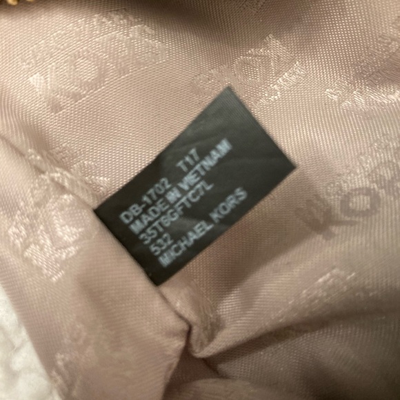 Micheal Kors shoulder bag - Picture 4 of 6